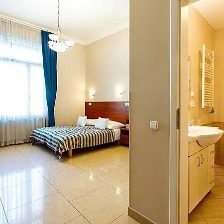 Panorama Hotel 3*