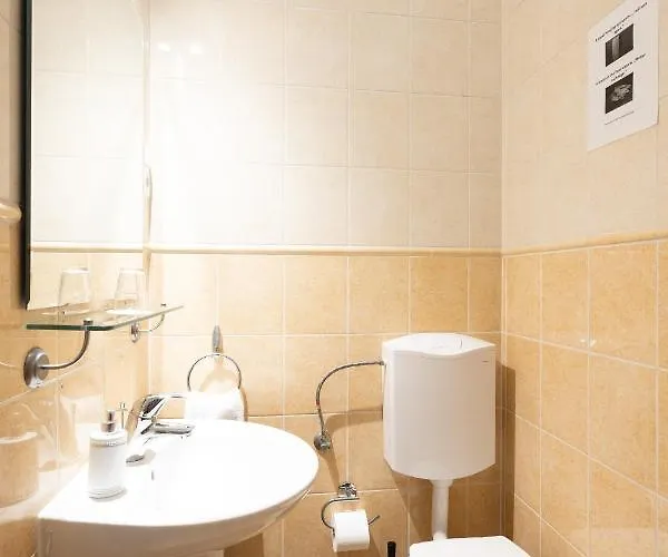 מלון Panorama 3*